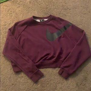 Nike Crop Top